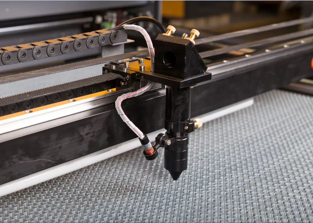 CO2 Laser 1410 4