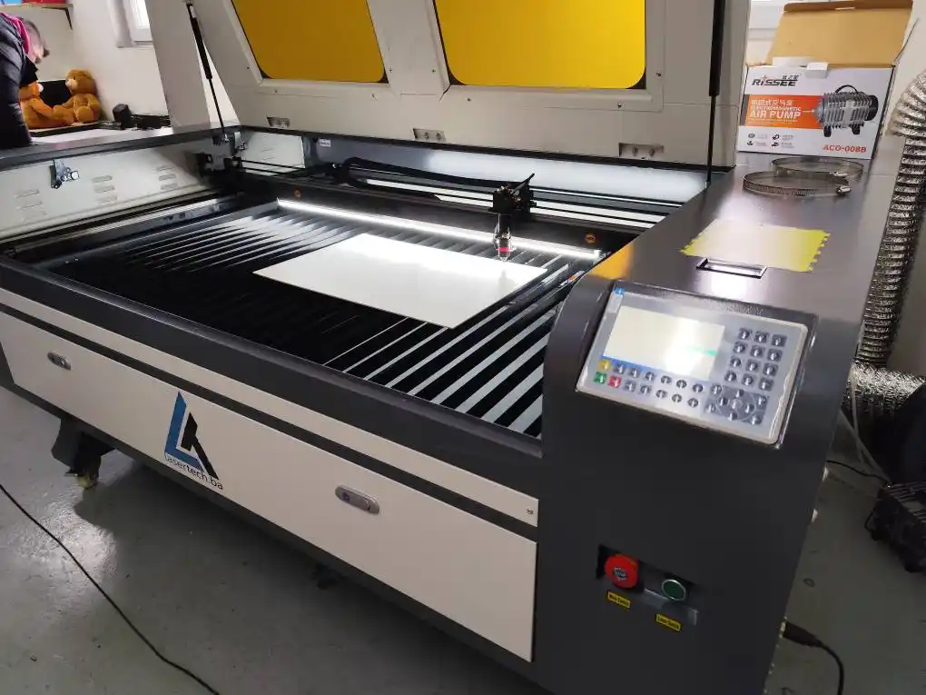 CO2 Laser 1410 5