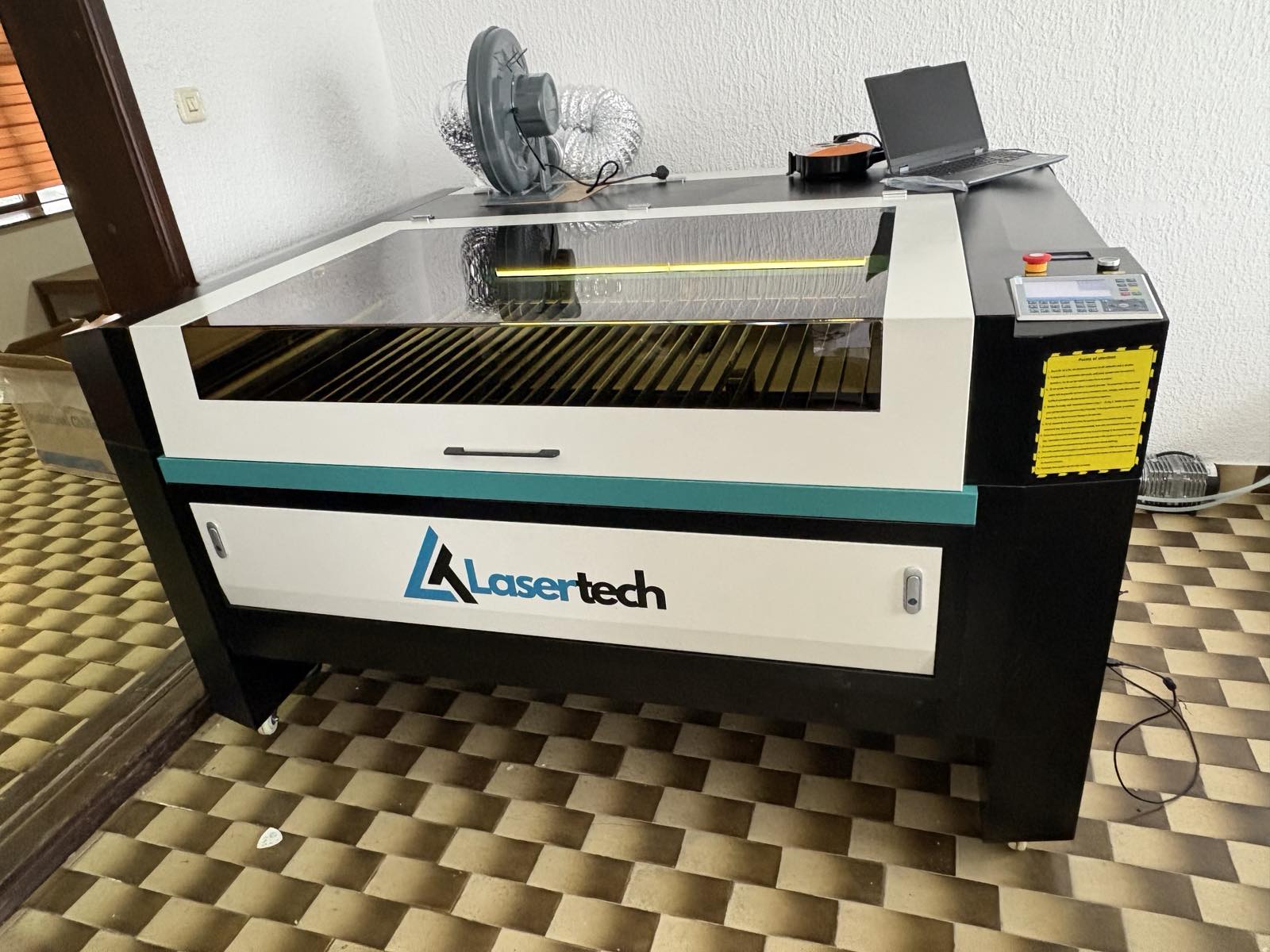 CO2 Premium Laser 1080 4