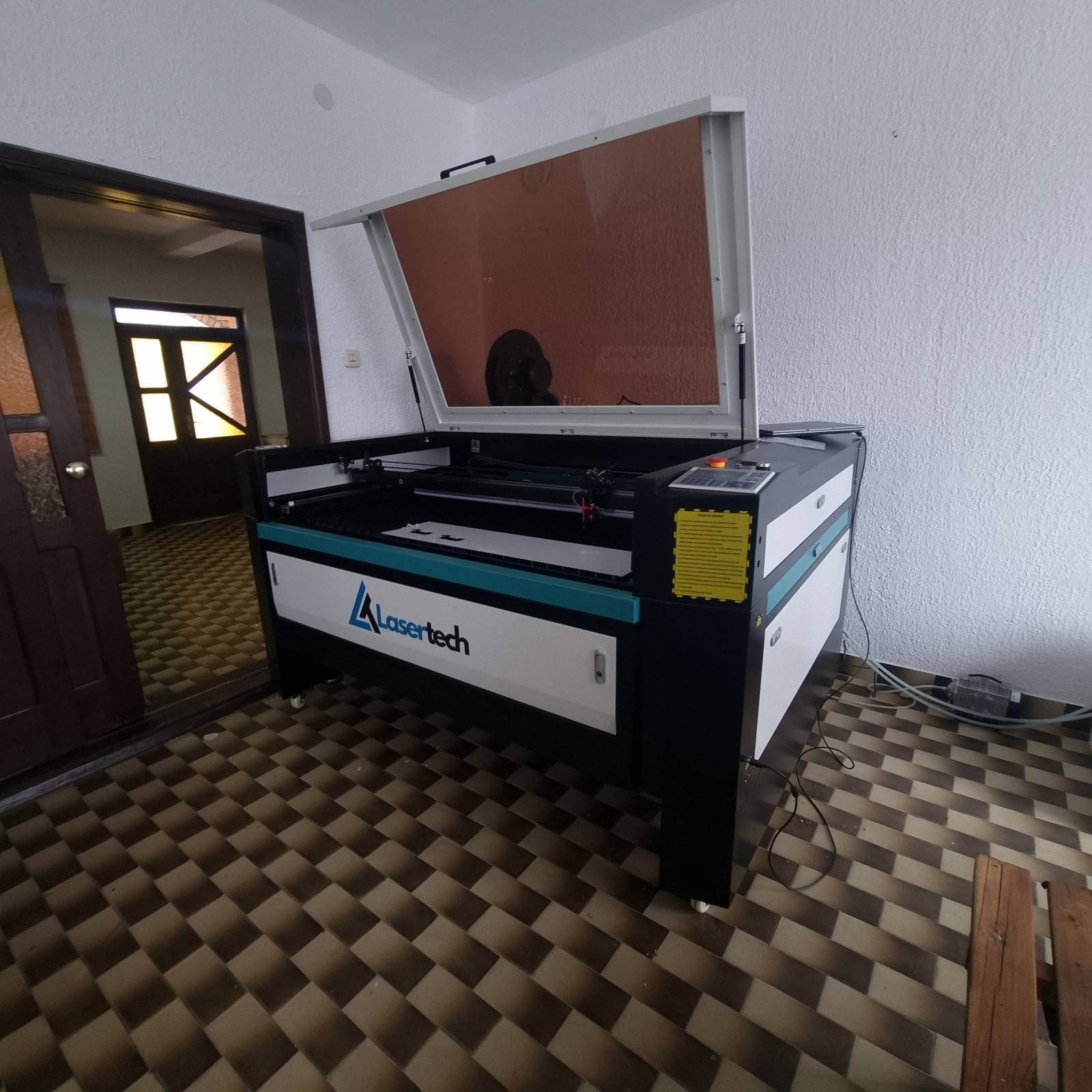 CO2 Premium Laser 1080 8